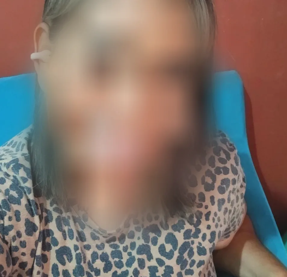 Andrea, 36
