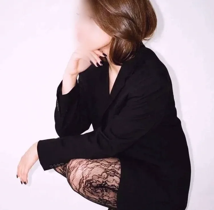 Anita, 19