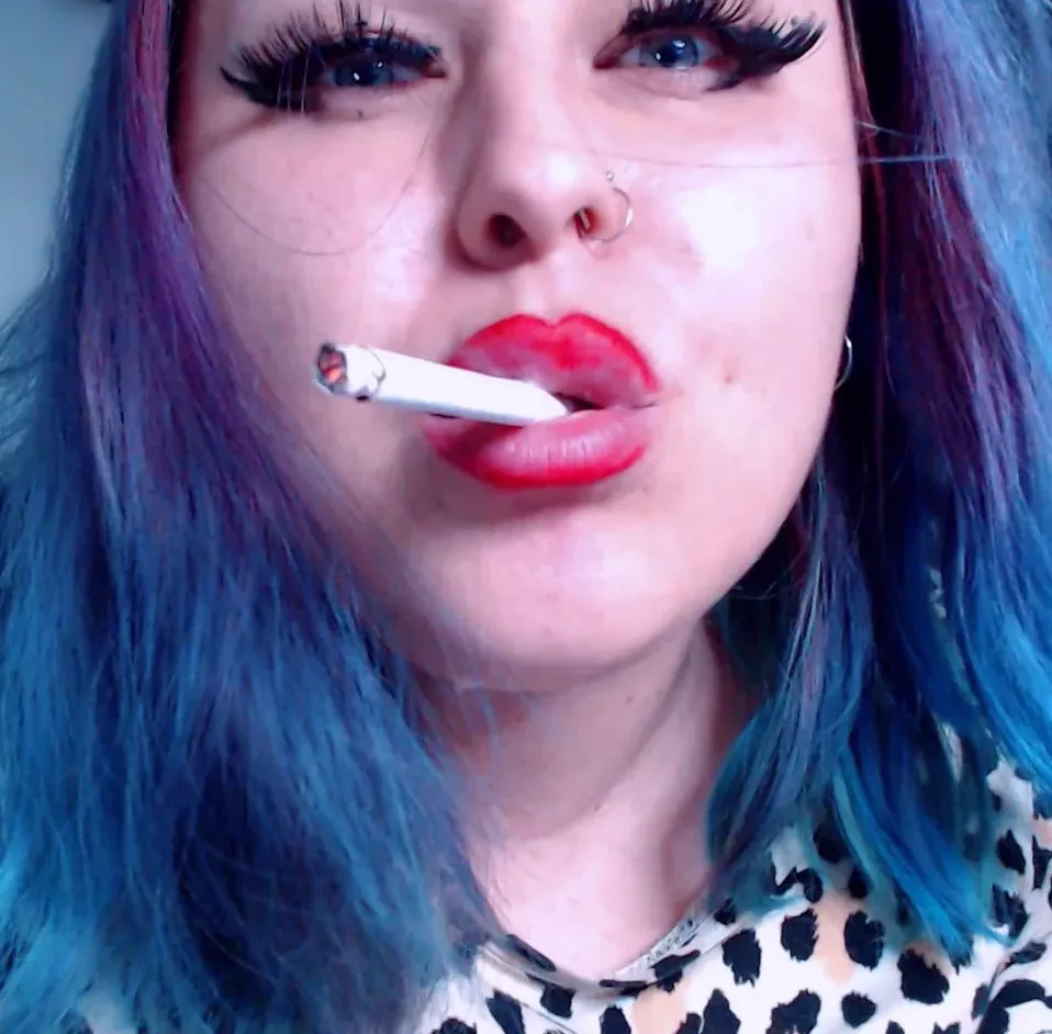 Georgina, 35