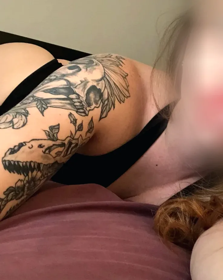 Mónika, 23