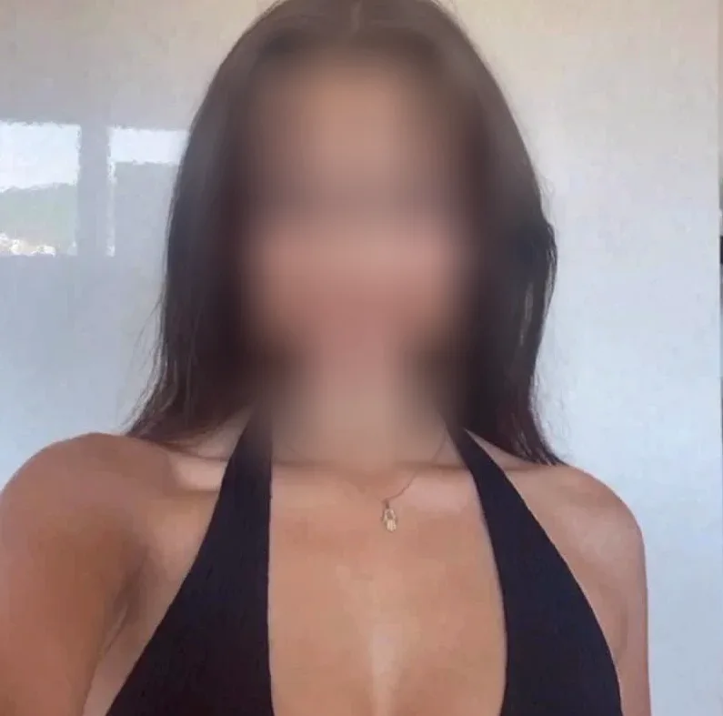 Noel, 23
