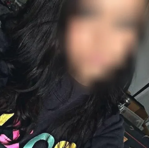 Renáta, 26