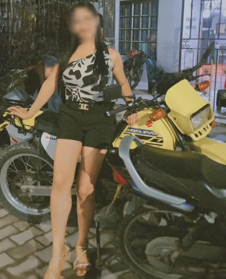 Vera, 36